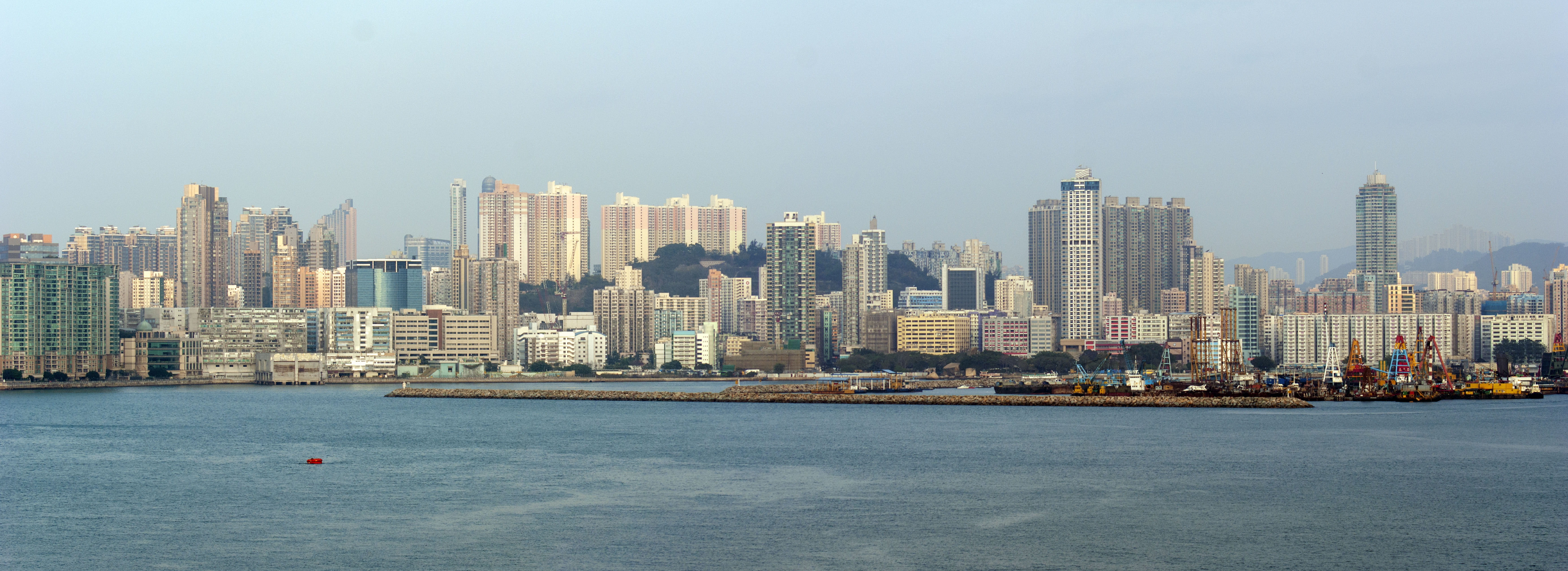 Hong Kong, steaming along towards the harbour